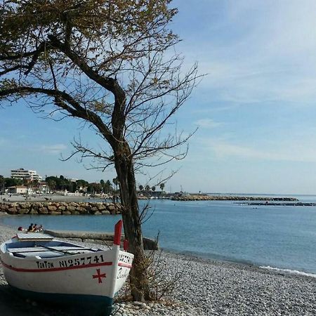 Ferienwohnung Le Laurier Cagnes-sur-Mer Exterior foto